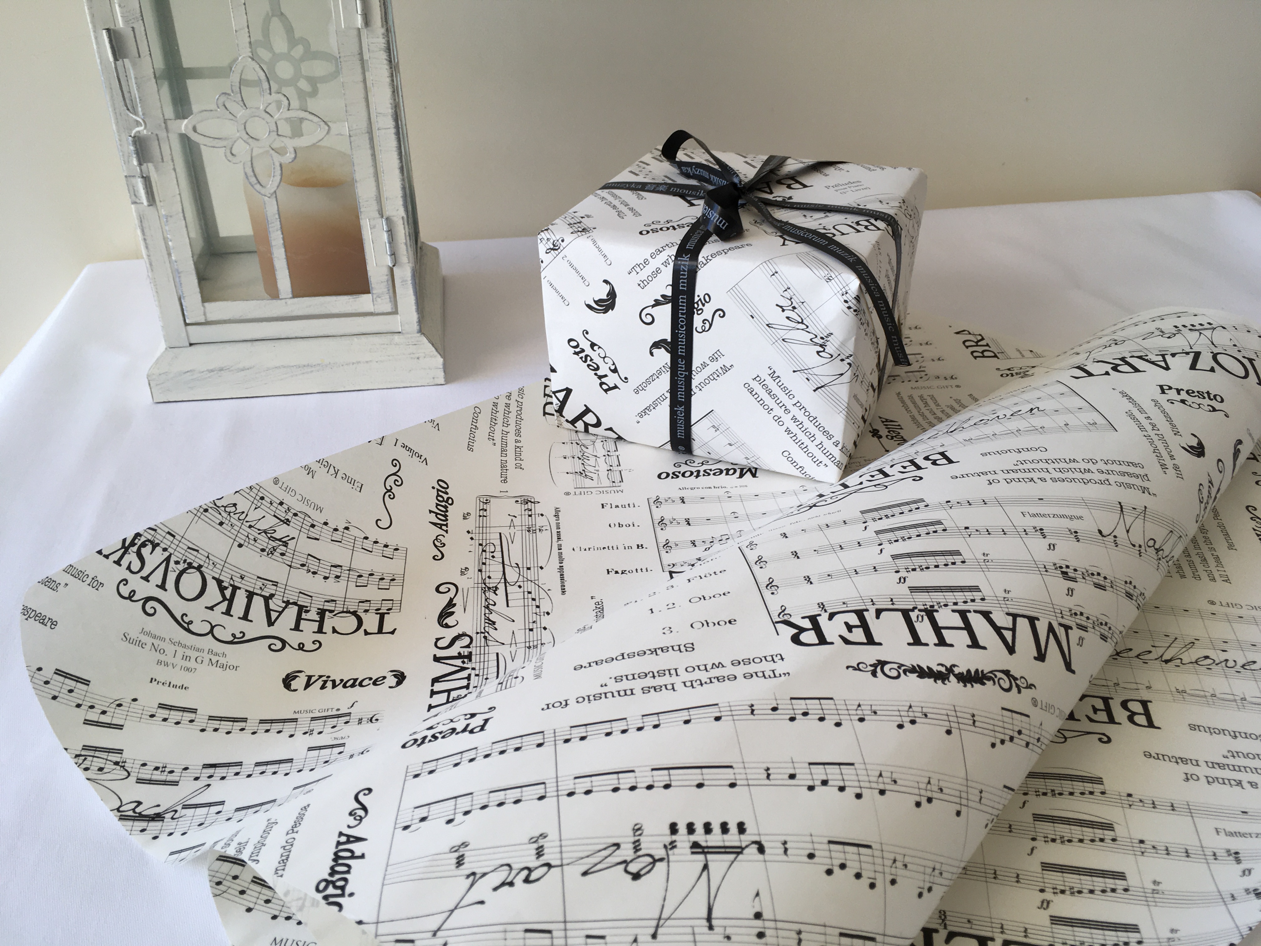 Other Cover Image Geschenkpapier Musikmotive 50 x 70 cm